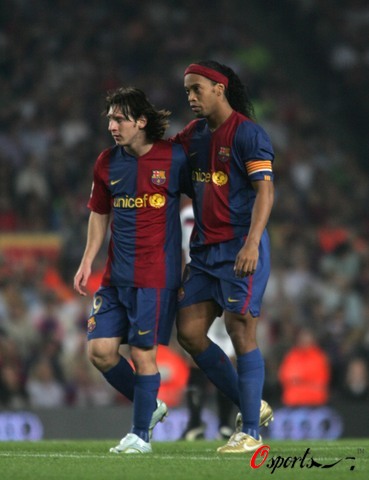 报的同时进 报的同时进