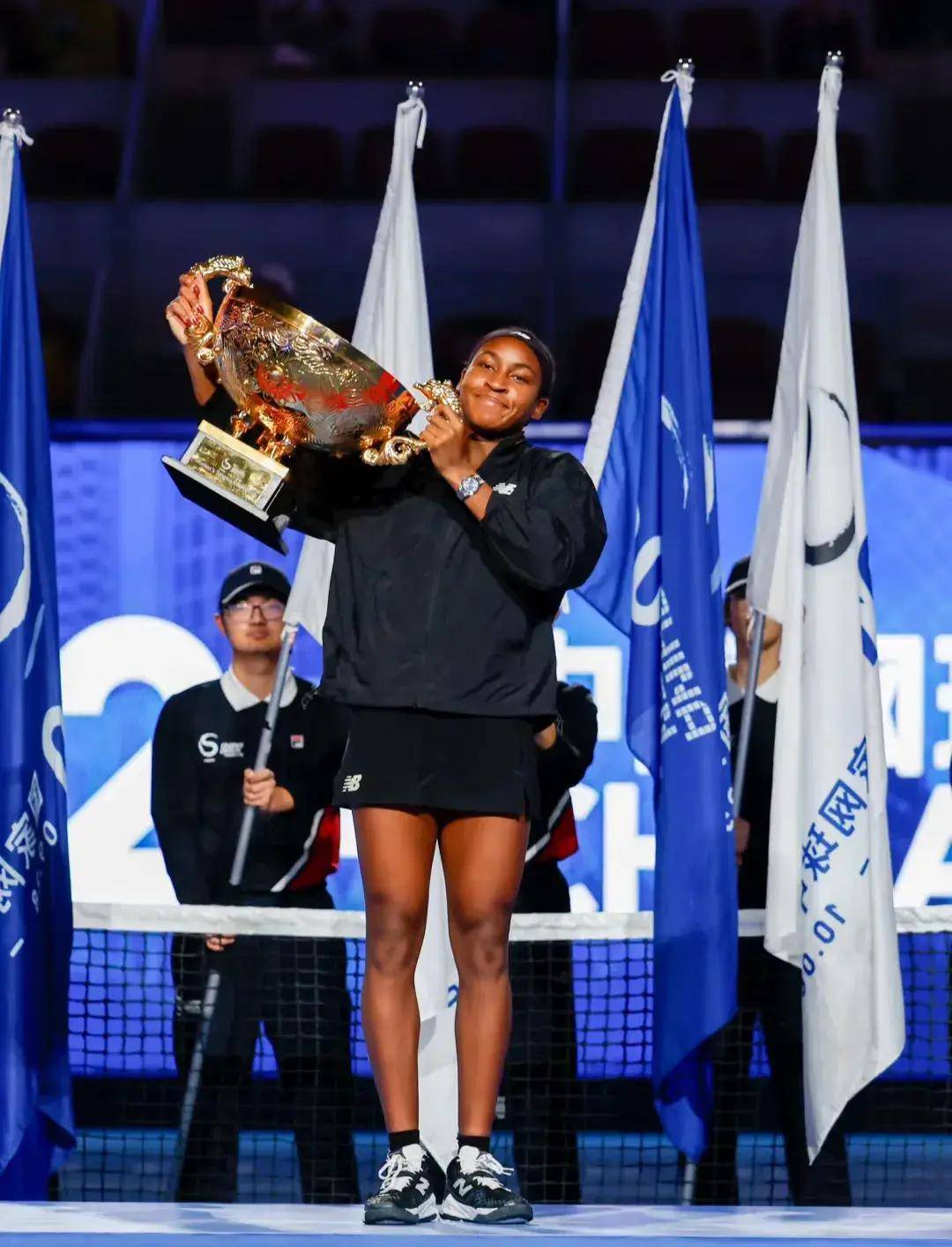 是充满了激 是充满了激