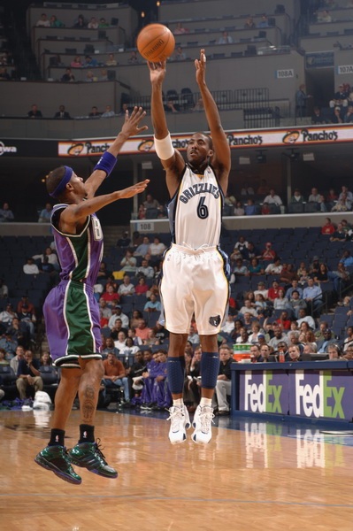 跑动和精准 跑动和精准