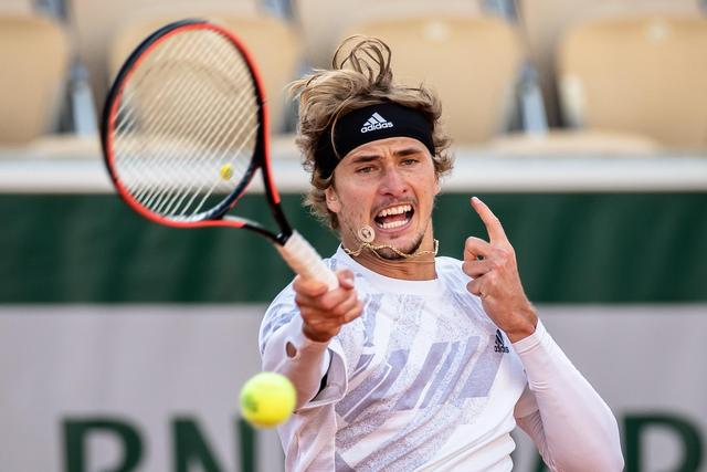 球运动员来 球运动员来