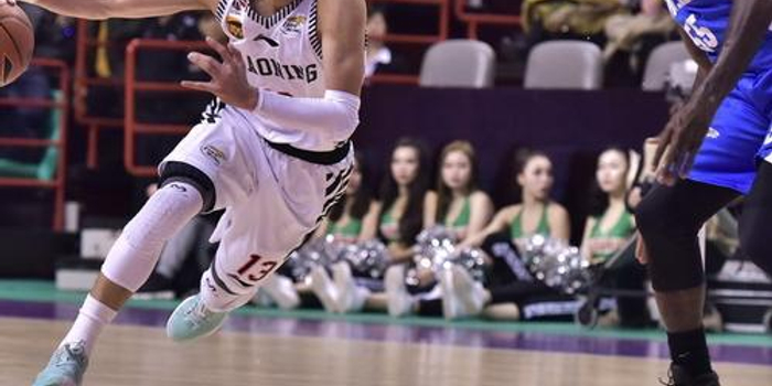 通过对峰值 通过对峰值