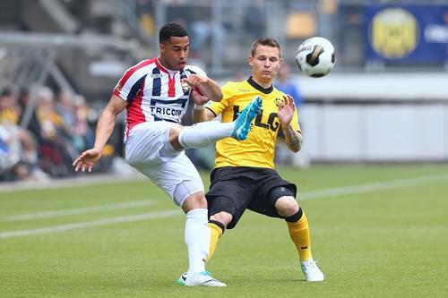 4人低迷暴 4人低迷暴