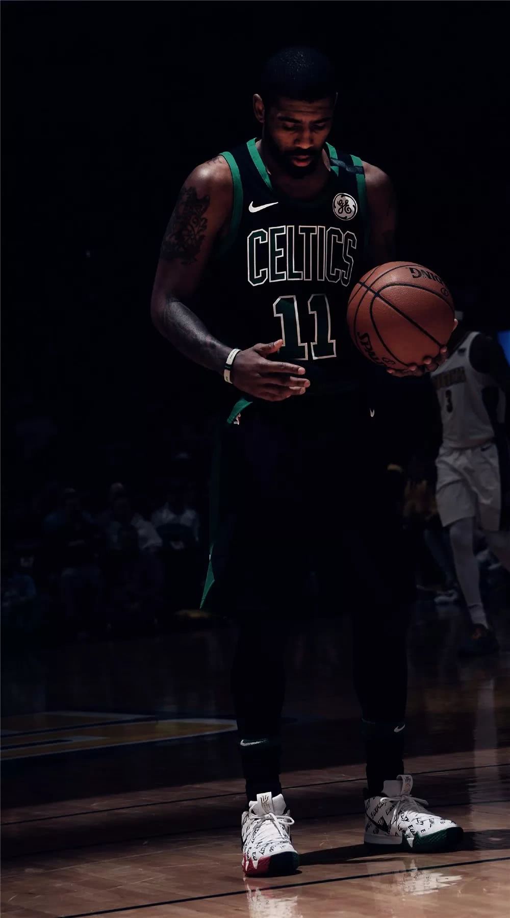 既是情怀返 既是情怀返